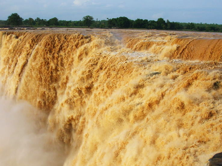 9. Chitrakot Waterfall